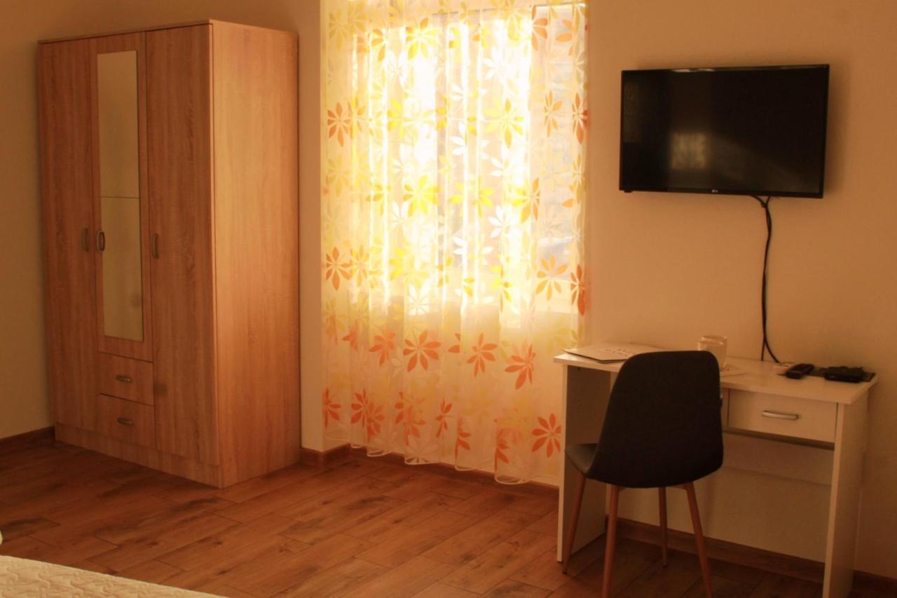 Kvija Rooms Subotica Extérieur photo