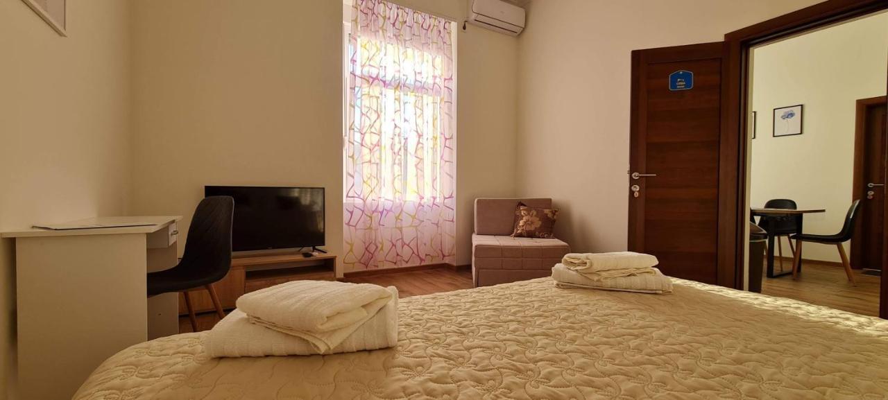 Kvija Rooms Subotica Extérieur photo